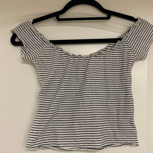 Brandy Melville, XS, Off The Shoulder, Crop Top - Picture 1 of 4